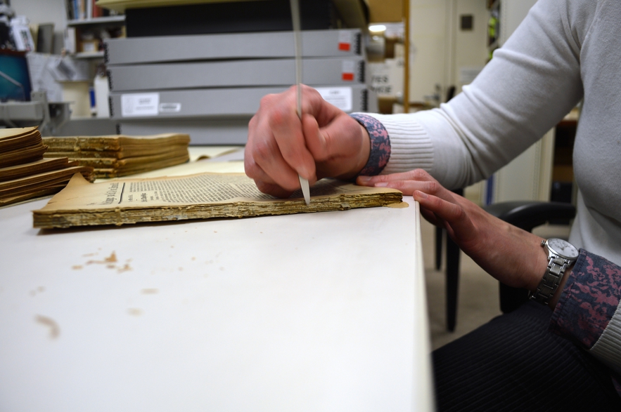 Scraping the Glue of a Periodicals Binding