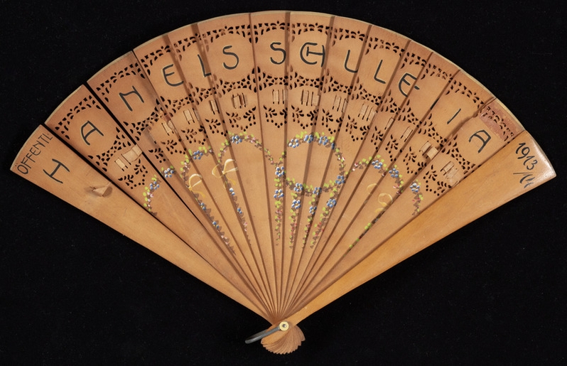 2023.48 hand fan