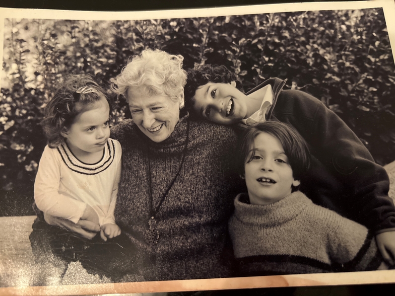 Lore Segal with her Grandchildren